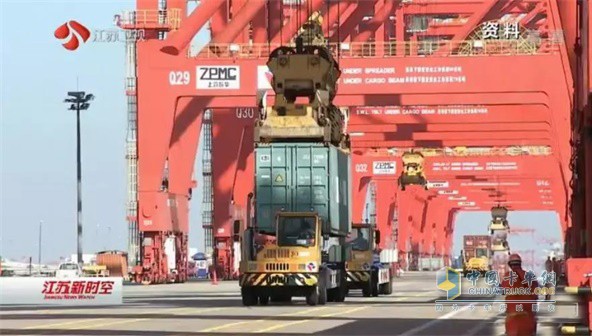 貨運場(chǎng)站、港口碼頭查處超限超載車(chē)輛