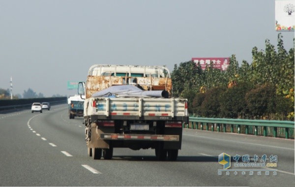 國三排放標準柴油載貨汽車(chē)采取交通管理措施
