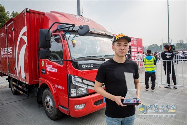 T.K.R車(chē)隊經(jīng)理