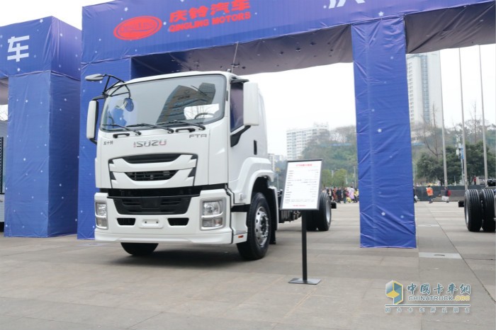 慶鈴五十鈴GIGA巨咖2020款國六車(chē)型