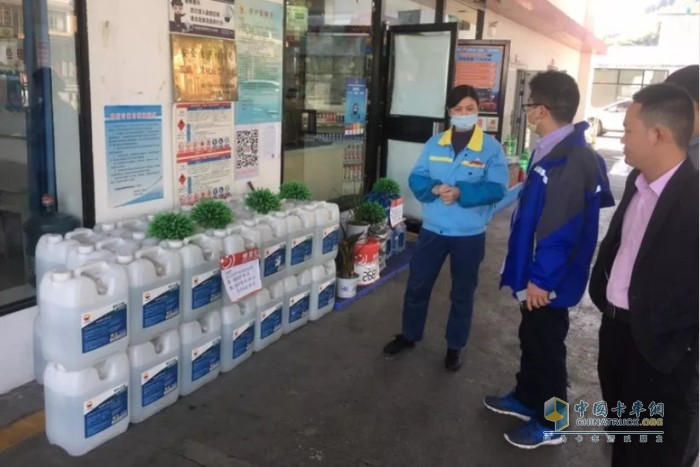 美豐加藍安排業(yè)務(wù)銷(xiāo)售經(jīng)理和售后服務(wù)人員集中走訪(fǎng)西南市場(chǎng)