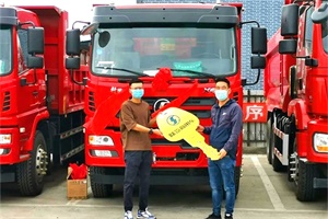 陜汽商用車(chē)軒德6系4×2自卸車(chē)實(shí)力強勁，助力森林防火工作