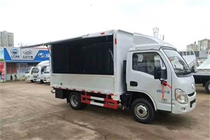 想在地攤市場(chǎng)開(kāi)拓一片天地，不妨讀讀上汽輕卡的“練攤秘籍” ！