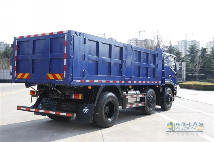 貨箱尺寸4.6/4.8/5.2米 還有側翻、后翻多種舉升方式