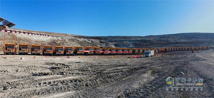 徐工重卡首批35臺搭配新發(fā)動(dòng)機的XG90非公路寬體自卸車(chē)