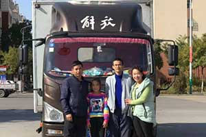 【春節煙火氣】初三就開(kāi)工女中豪杰卡友紀春琴