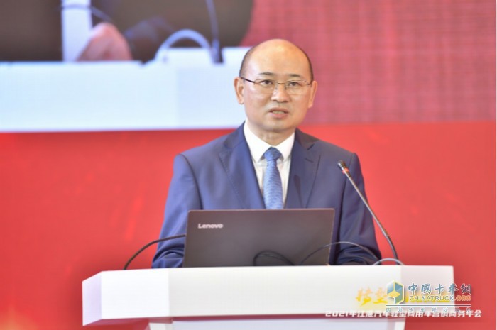 江汽集團公司黨委副書(shū)記、總經(jīng)理 項興初