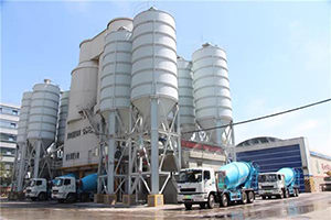 純電動(dòng)攪拌車(chē)加持 漢馬科技攜手城建亞?wèn)|共繪“北京藍”