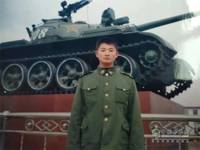 飛碟汽車(chē)  輕卡載貨車(chē)