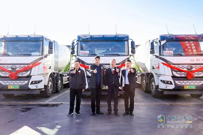 宇通商用車(chē) 純電攪拌車(chē) 批量交付