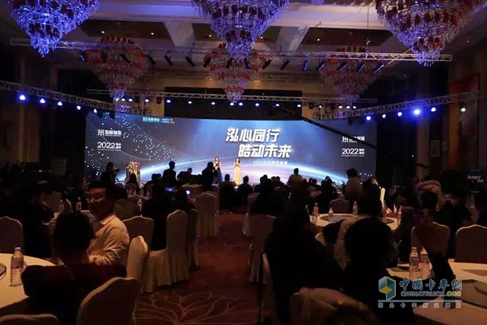 中國重汽 豪沃NX 載貨車(chē) 濰坊二網(wǎng) 鉅惠團購會(huì )