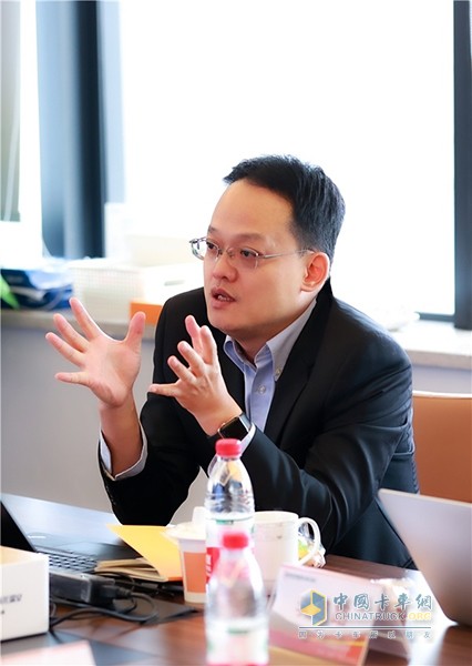 所托瑞安 全球保險科技大會(huì ) 智能防碰撞系統 商用車(chē)保險