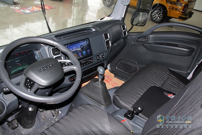 慶鈴五十鈴 新藍牌 輕卡家族 上市活動(dòng)