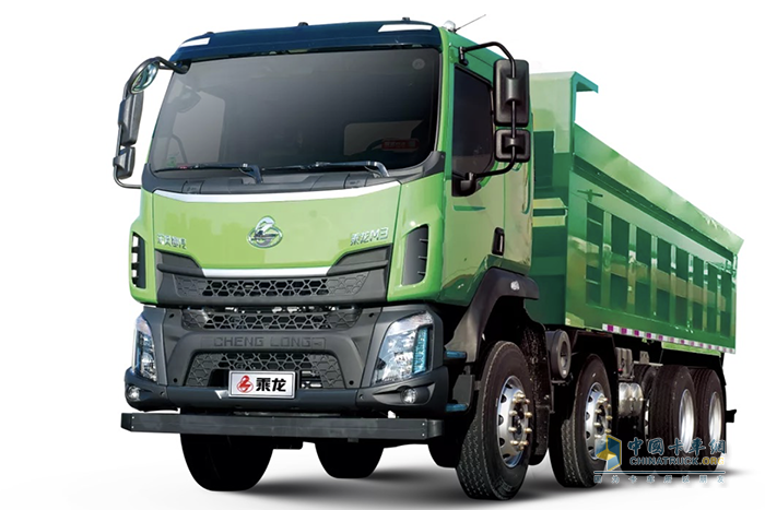 乘龍M3 8X4輕量化自卸：“輕”裝上陣，成為卡友的價(jià)值首選