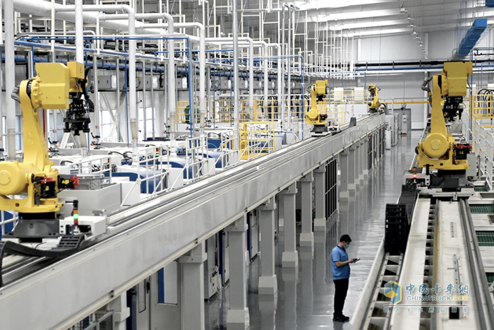 法士特成為全國200家“創(chuàng  )建世界一流專(zhuān)精特新示范企業(yè)”之一