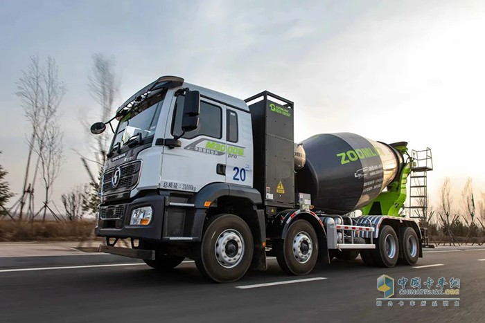 冰城哈爾濱“來(lái)電”，陜汽電動(dòng)攪拌車(chē)批量交付