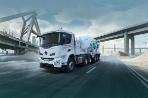 中集·陜汽主掛驅動(dòng)協(xié)同、驅動(dòng)力分配技術(shù)，動(dòng)力飆升，油耗更低！