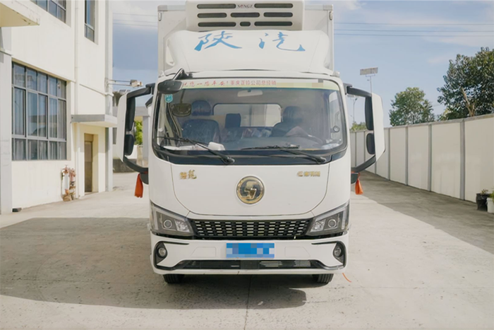 鮮度不掉線(xiàn)，盈利節節高！ 卡友程師傅力薦陜汽德龍G300