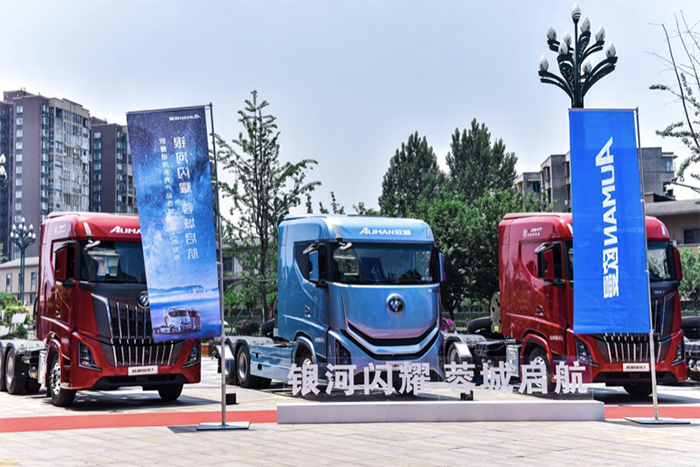 10月銷(xiāo)量同比暴漲超510%！歐曼銀河燃氣車(chē)賦能物流行業(yè)高價(jià)值運輸