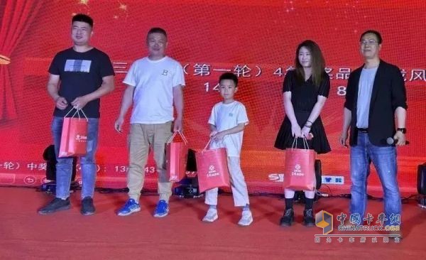 13臺訂單！東風(fēng)福瑞卡福小瑞上市活動(dòng)圓滿(mǎn)成功