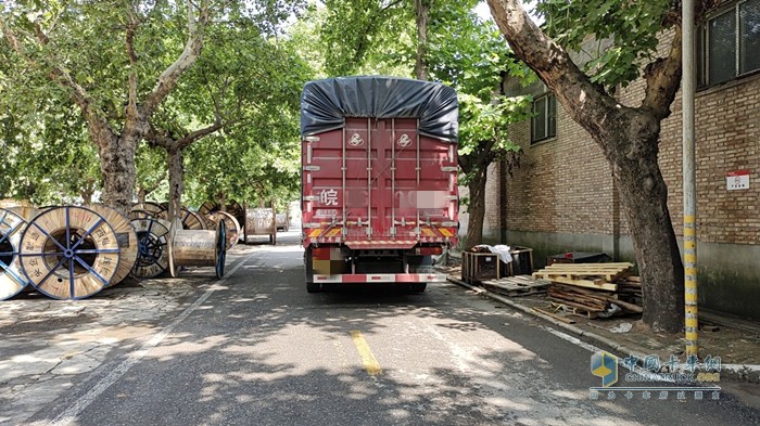 節油實(shí)力派 劉師傅為乘龍H5點(diǎn)贊