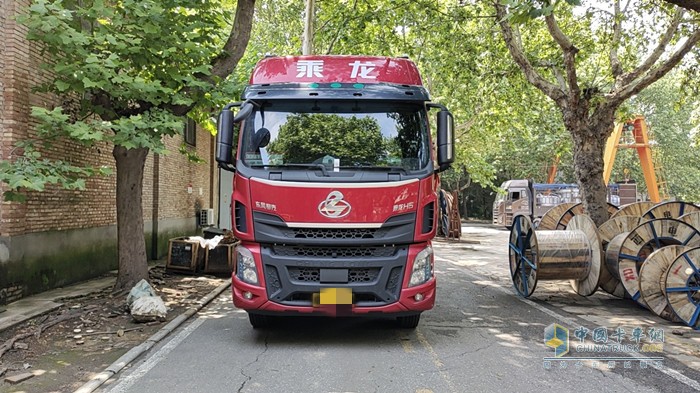 節油實(shí)力派 劉師傅為乘龍H5點(diǎn)贊