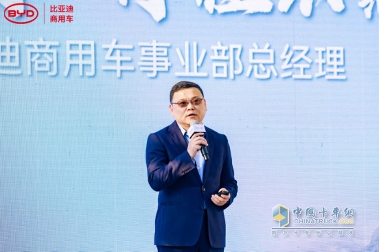1138公里，比亞迪T5混動(dòng)輕卡成功挑戰滿(mǎn)油滿(mǎn)電