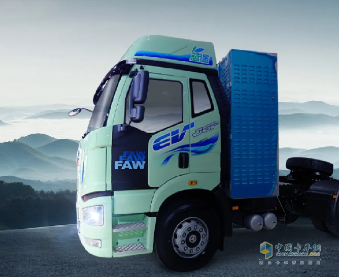 J6P標載充電牽引車(chē)：“省”入人心，“贏(yíng)”在途中