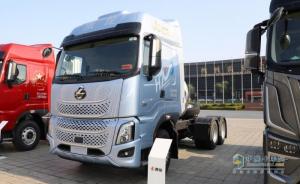 東風(fēng)柳汽乘龍H7Pro創(chuàng  )贏(yíng)版LNG牽引車(chē)：物流行業(yè)新標桿