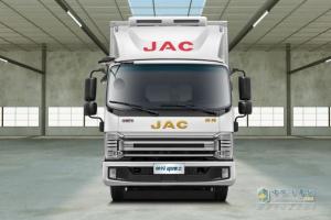 江淮1卡帥鈴S(chǎng)7冷藏車(chē)：引領(lǐng)冷鏈物流的原廠(chǎng)革命