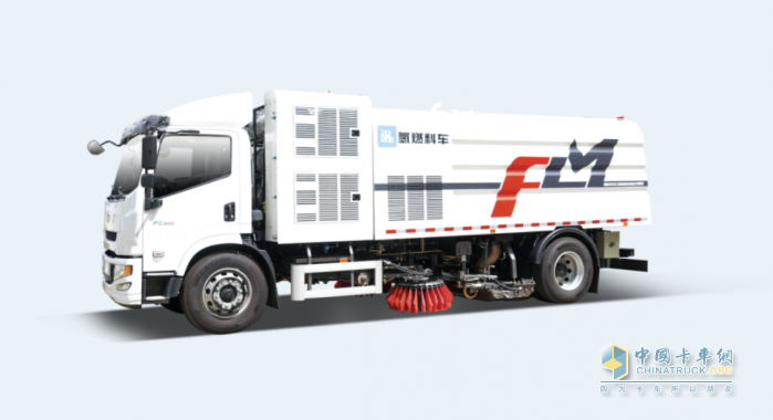 “氫”裝上陣 福龍馬攜多款新能源環(huán)衛裝備亮相泉城