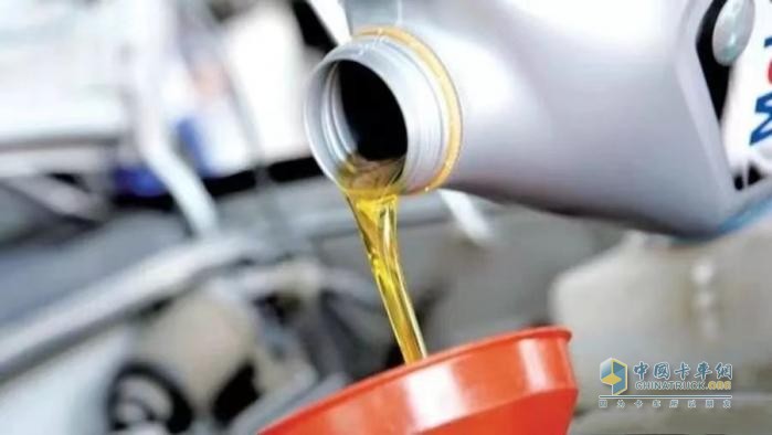 卡車(chē)“過(guò)冬”有備無(wú)患 解放TQC為高效運營(yíng)蓄力