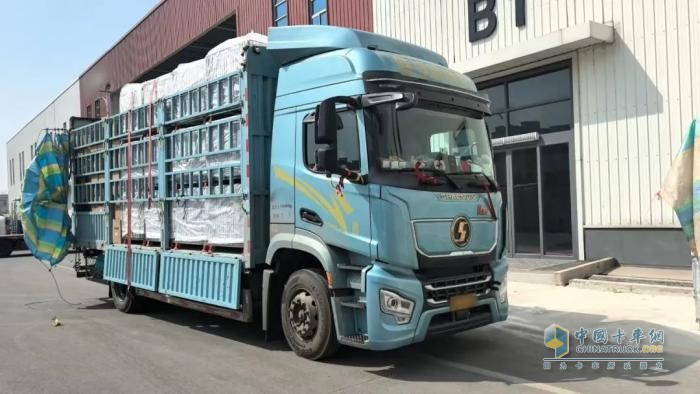 百公里16.43L，陜汽龍驥H用“芯”定義6米8載貨車(chē)新標桿！