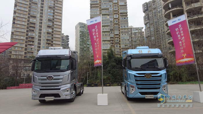 以25.7%的終端份額引領(lǐng)市場(chǎng)，以27.9萬(wàn)輛確?！半p第一” 一汽解放亮劍2023！