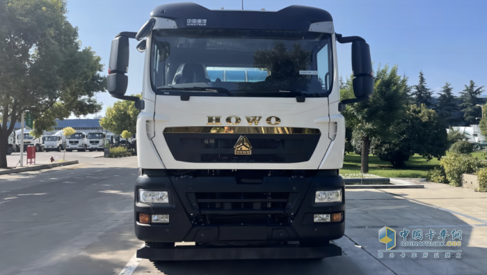 暑氣正旺，熱情高漲！又一批凌宇“頂流”交付客戶(hù)！