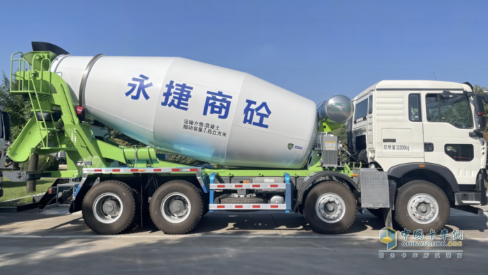 暑氣正旺，熱情高漲！又一批凌宇“頂流”交付客戶(hù)！