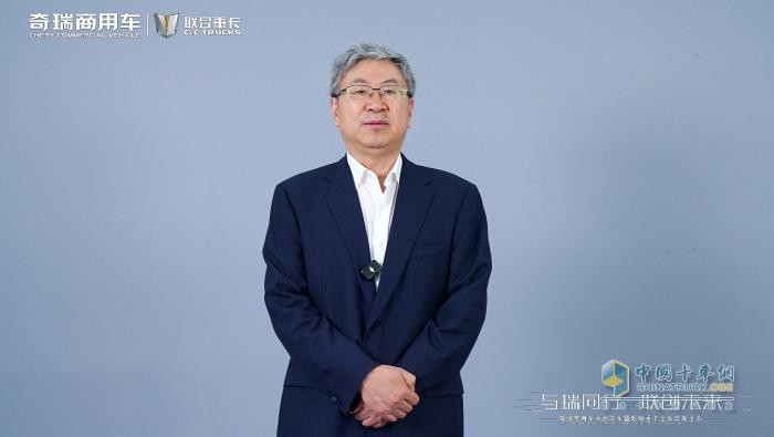 百臺交付 鋒芒新生！奇瑞商用車(chē)鳳凰系列超級重卡全球首發(fā)