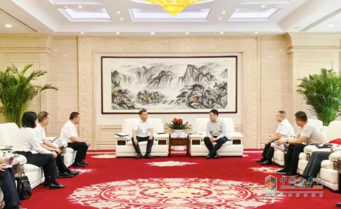 玉柴與京東舉行戰略合作會(huì )談