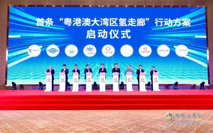 摘得“首季國內銷(xiāo)冠” 中國一汽向新而行