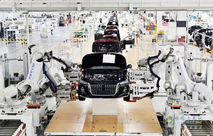 摘得“首季國內銷(xiāo)冠” 中國一汽向新而行