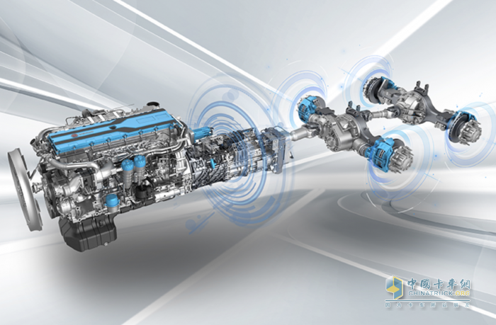 陜汽X5000S高效先鋒，530馬力助力“氣”場(chǎng)全開(kāi)！