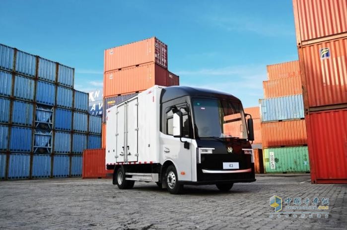 前晨汽車(chē)與沙特最大輕型商用車(chē)經(jīng)銷(xiāo)集團Al Yemni Group簽署經(jīng)銷(xiāo)及訂單協(xié)議