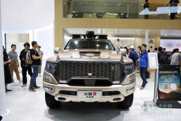 勁“擎”“趣”野！全尺寸火星皮卡9穿越版登陸北京車(chē)展
