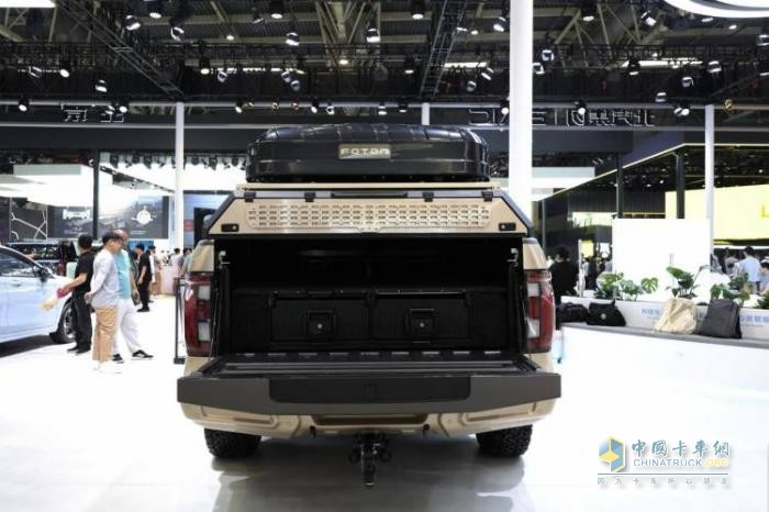 勁“擎”“趣”野！全尺寸火星皮卡9穿越版登陸北京車(chē)展