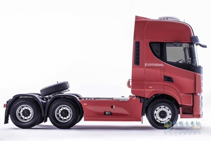 更安全、更高效的乘用化重卡  華菱X9 新生代用戶(hù)的價(jià)值之選