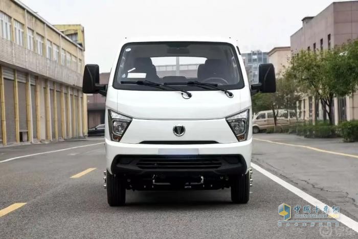 榮獲金蜂獎殊榮！飛碟汽車(chē)受邀參加金蜂盛典！