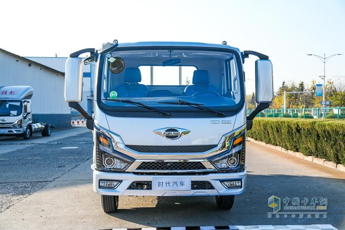 廂貨\載貨車(chē)最熱銷(xiāo)，新能源領(lǐng)漲—2024年1-11月輕卡市場(chǎng)主要特征總結分析