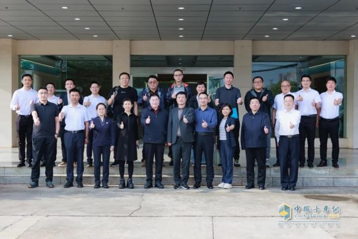 福田普羅科2025上半年關(guān)鍵詞盤(pán)點(diǎn)：創(chuàng  )新引領(lǐng)，實(shí)干篤行