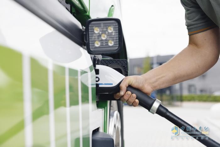 里程碑時(shí)刻：沃爾沃電動(dòng)卡車(chē)累計行駛里程突破2.5億公里