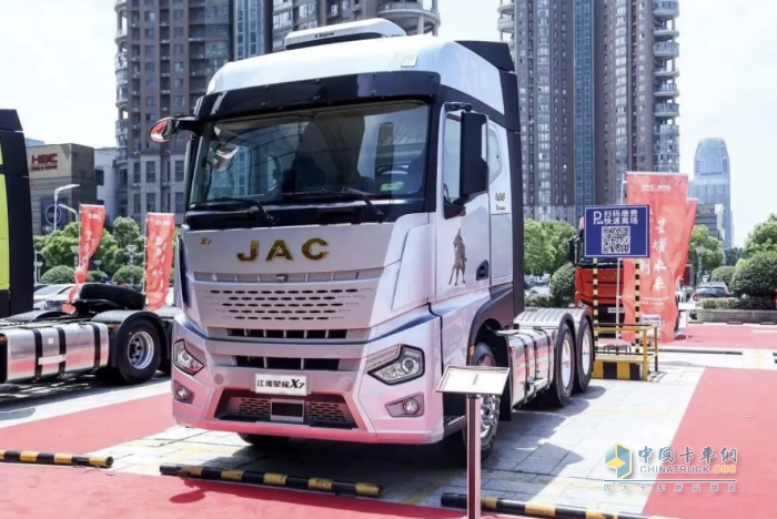 康邁參與江淮星耀X7新品發(fā)布會(huì ) 助力高效干線(xiàn)物流